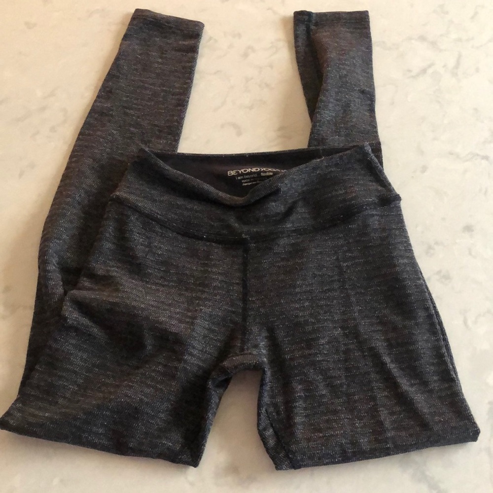 Beyond Yoga black and white yoga pants